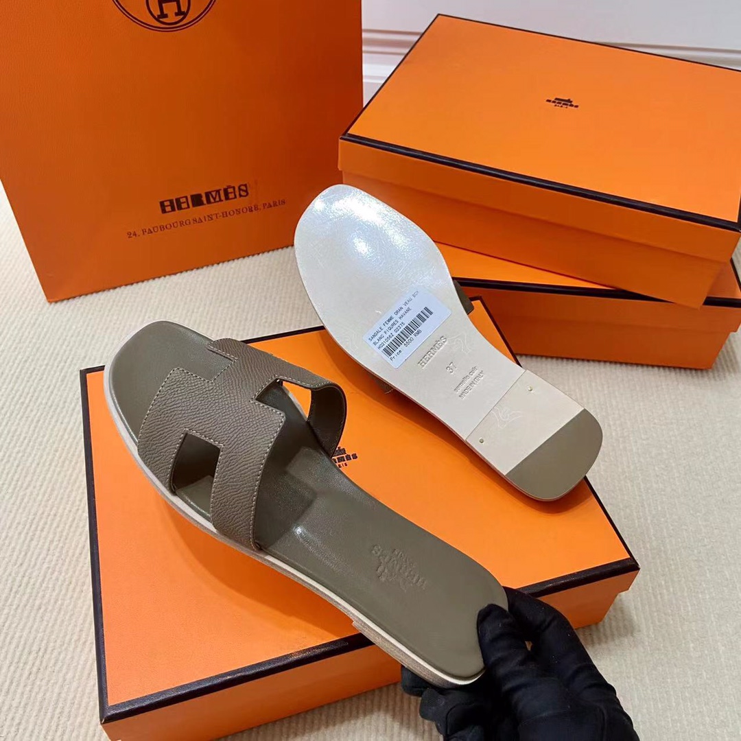 에르메스 올수공 오란 슬리퍼 샌들 앱송 42